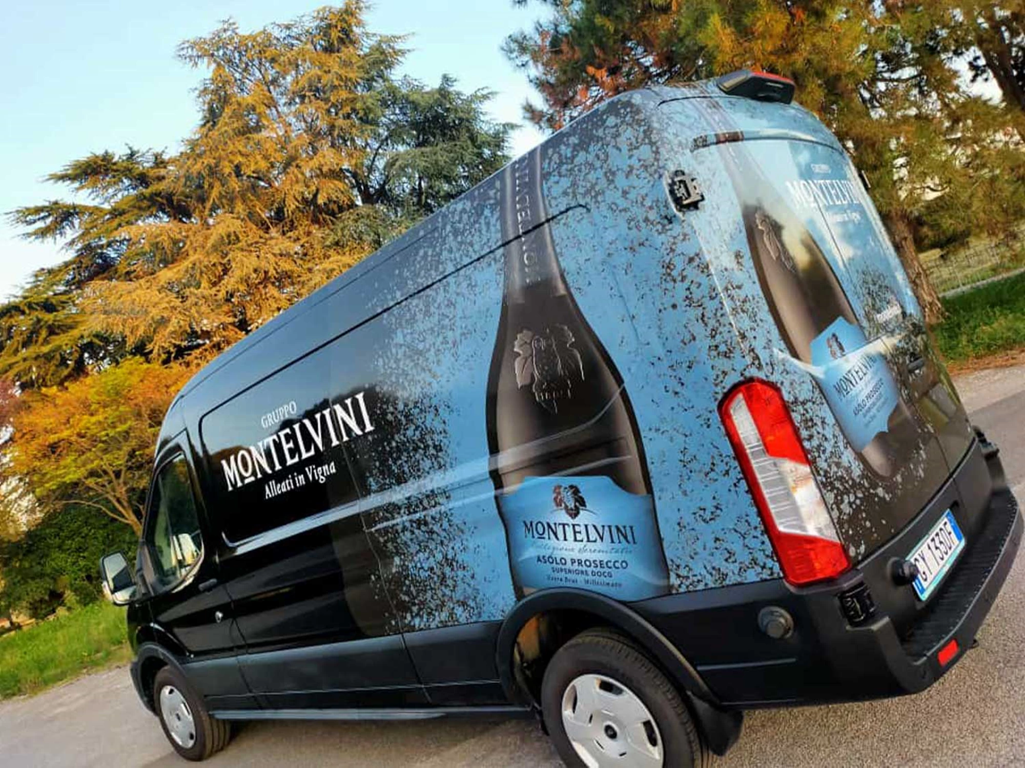 Decorazione automezzi aziendali - Wrapping